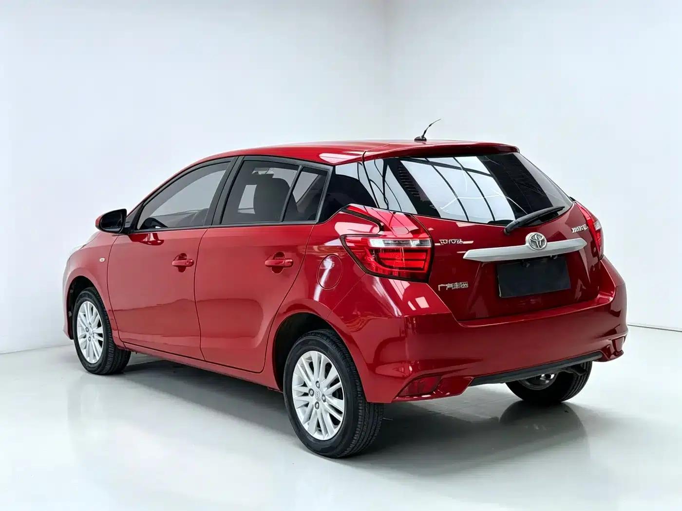 YARiS L Zhixuan 2016 Facelift 1.5E CVT Dynamic Edition — миниатюра 12