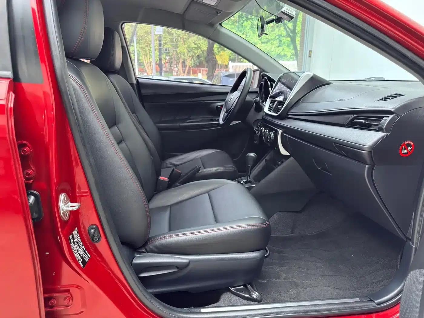 YARiS L Zhixuan 2016 Facelift 1.5E CVT Dynamic Edition — миниатюра 9