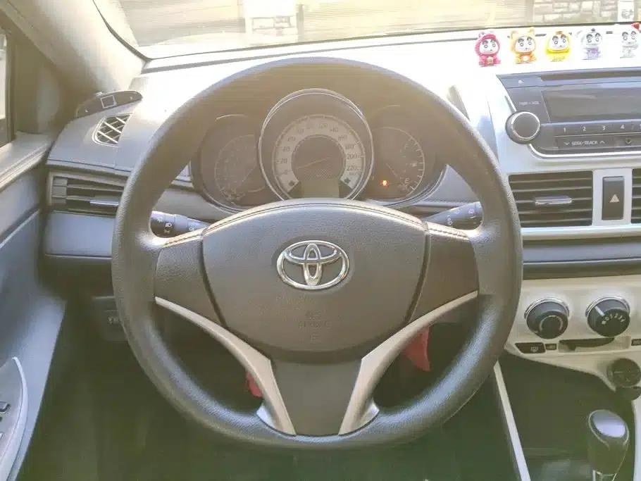YARiS L Zhixuan 2015 1.5G Automatic Dynamic Sunroof Special Edition — миниатюра 15