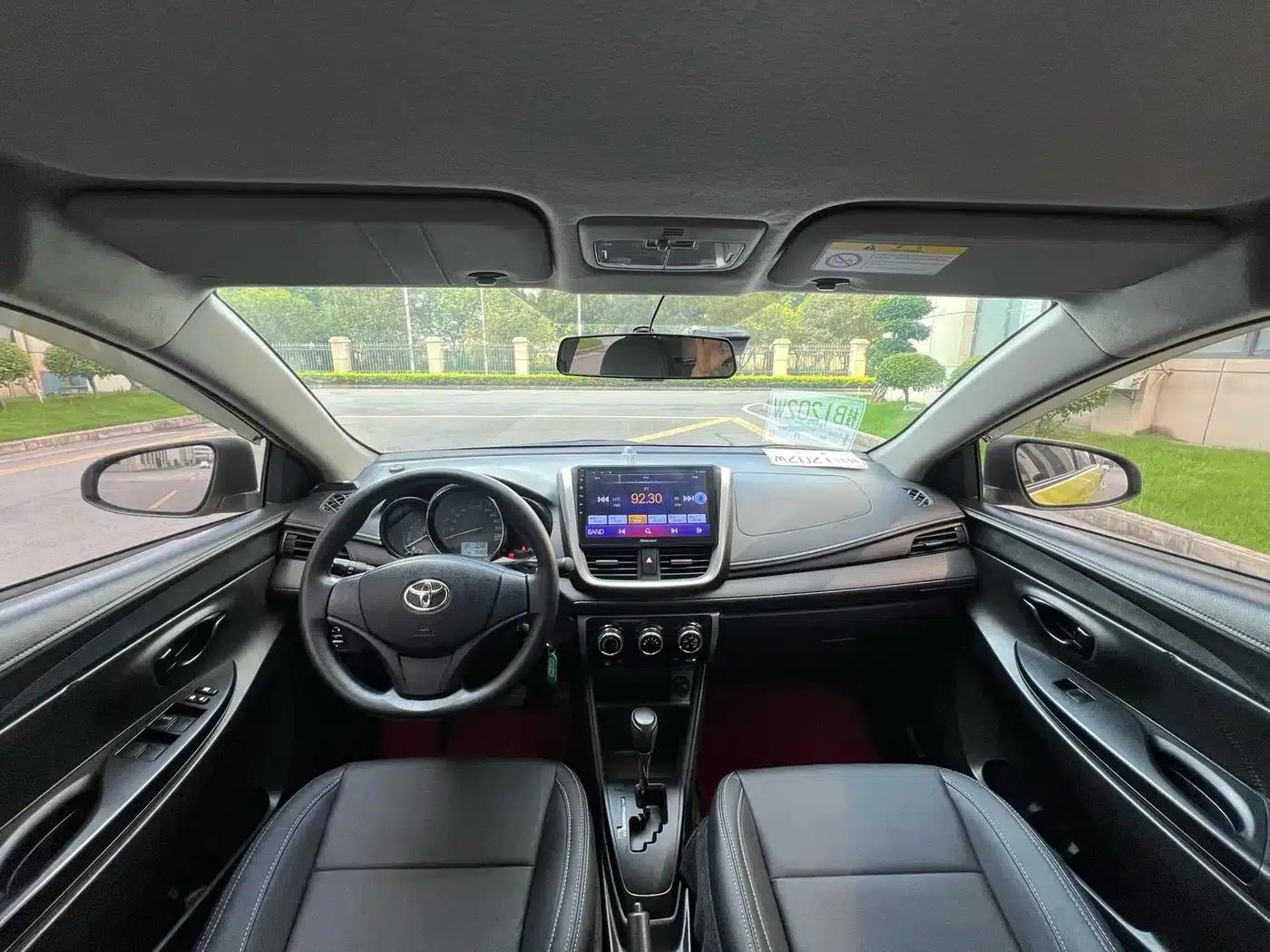 YARiS L Zhixuan 2016 Facelift 1.5E CVT Dynamic Edition — миниатюра 11