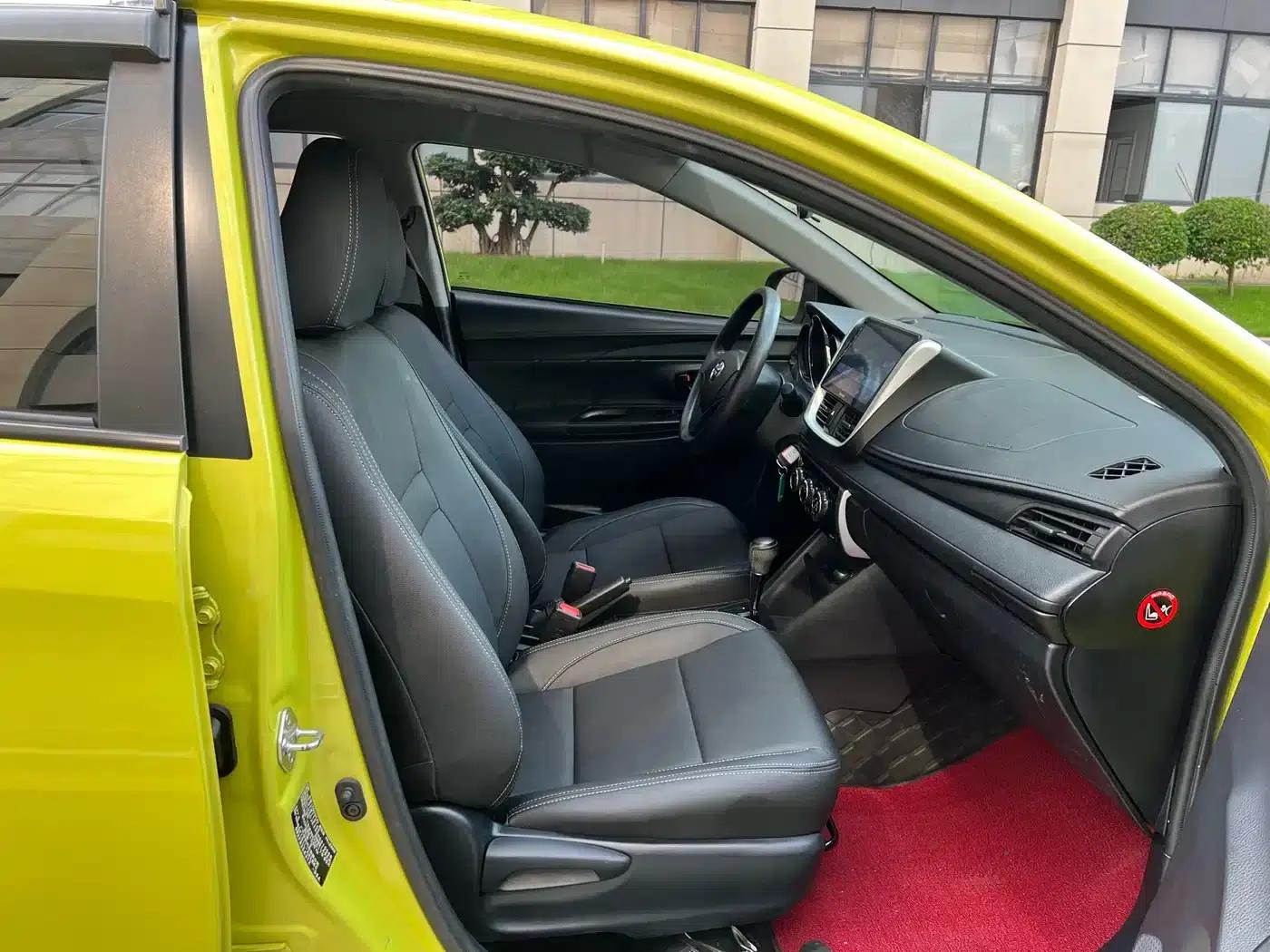 YARiS L Zhixuan 2016 Facelift 1.5E CVT Dynamic Edition — миниатюра 13