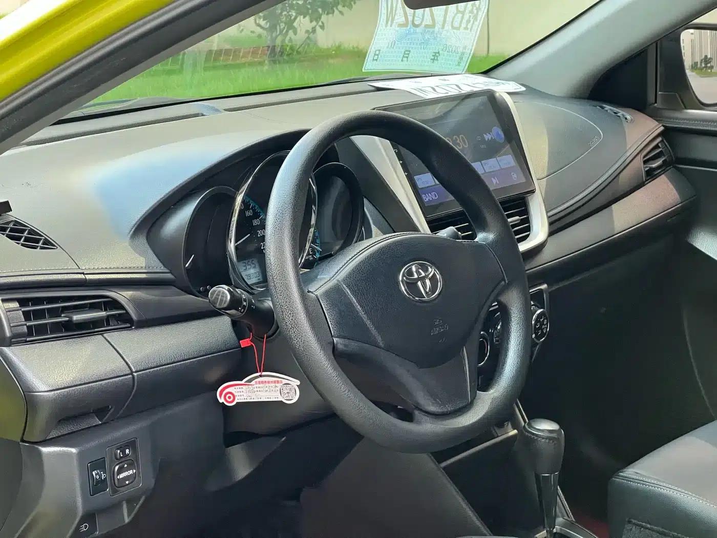 YARiS L Zhixuan 2016 Facelift 1.5E CVT Dynamic Edition — миниатюра 8