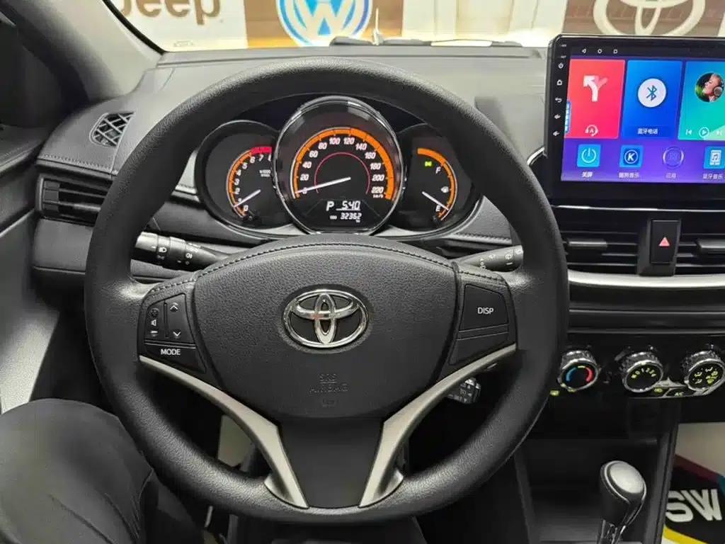 YARiS L 2022 Model YARiS X 1.5L CVT Luxury PLUS Edition — миниатюра 11