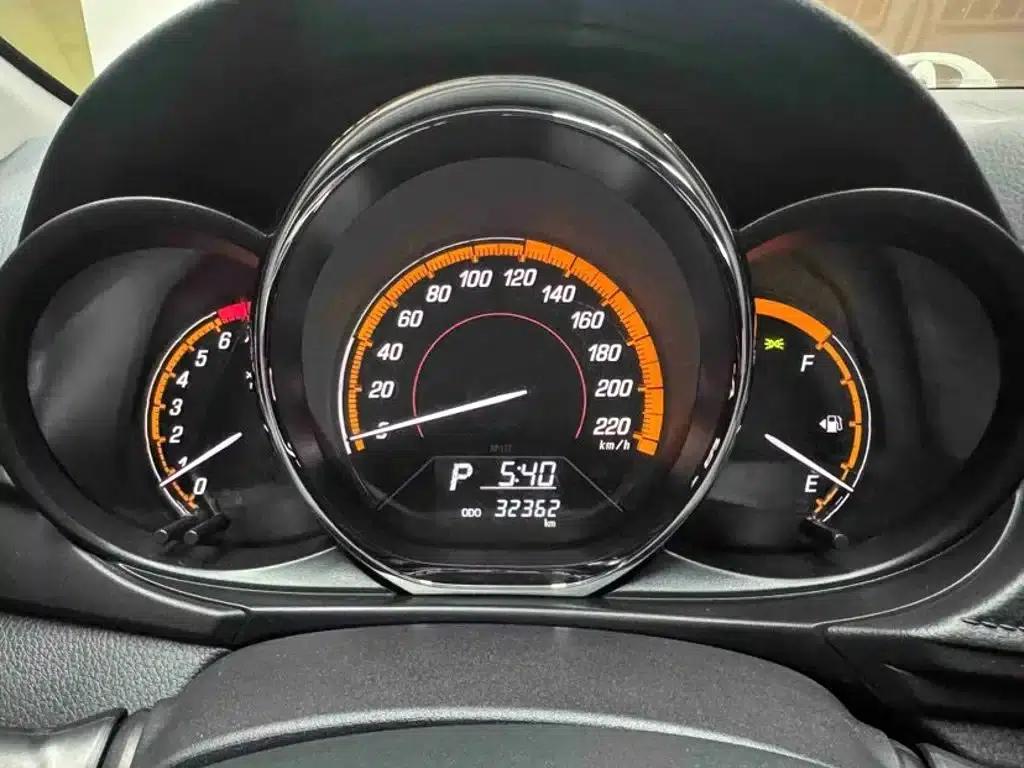 YARiS L 2022 Model YARiS X 1.5L CVT Luxury PLUS Edition — миниатюра 22