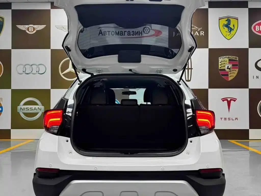 YARiS L 2022 Model YARiS X 1.5L CVT Luxury PLUS Edition — миниатюра 17