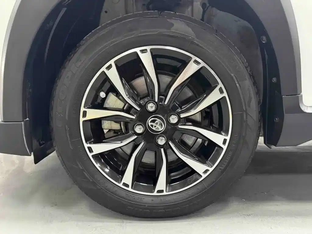 YARiS L 2022 Model YARiS X 1.5L CVT Luxury PLUS Edition — миниатюра 19