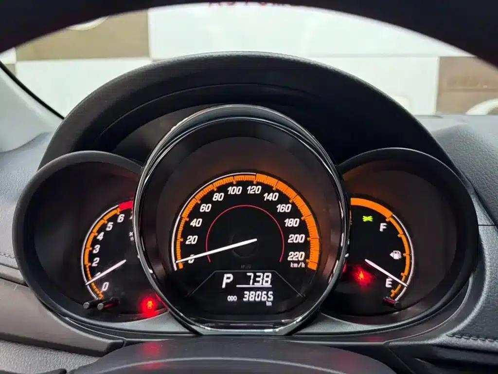 YARiS L 2022 Model YARiS X 1.5L CVT Luxury PLUS Edition — миниатюра 23
