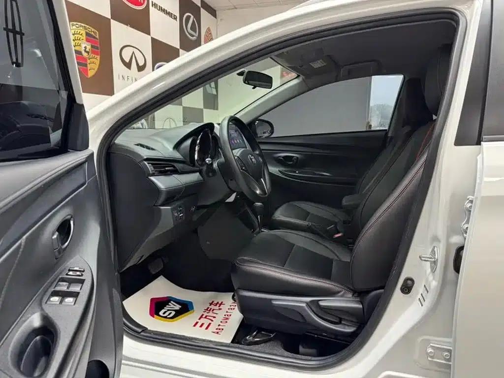 YARiS L 2022 Model YARiS X 1.5L CVT Luxury PLUS Edition — миниатюра 7
