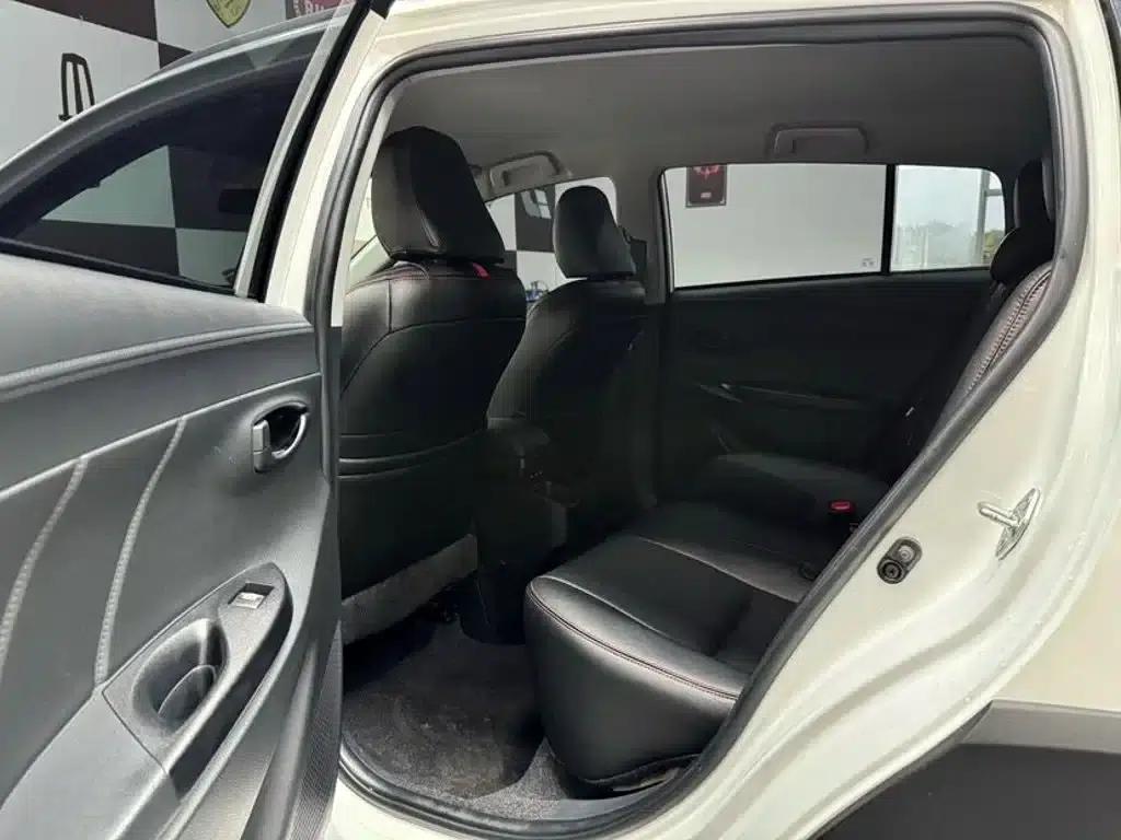 YARiS L 2022 Model YARiS X 1.5L CVT Luxury PLUS Edition — миниатюра 8