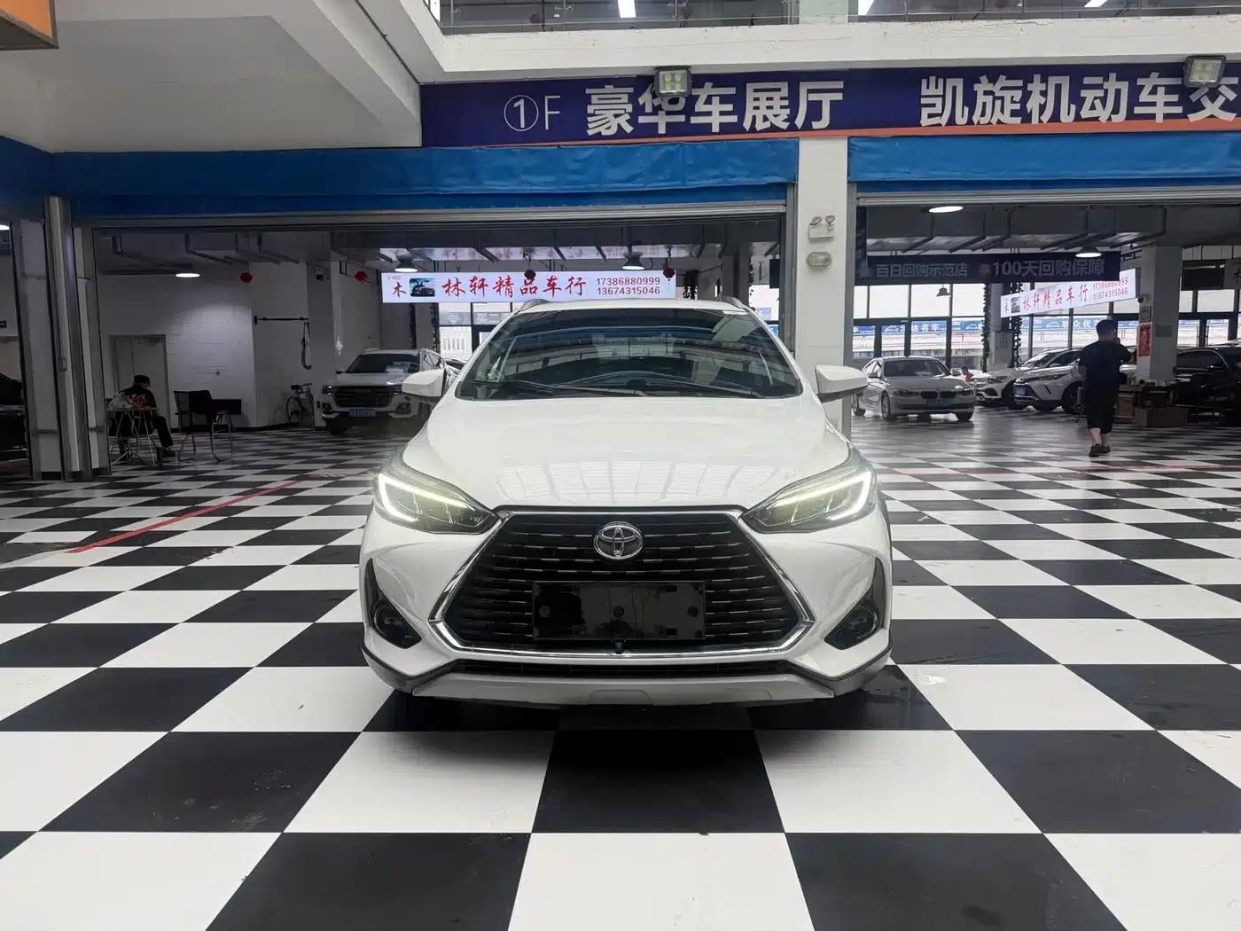 YARiS L 2022 Model YARiS X 1.5L CVT Leading PLUS Edition — миниатюра 3