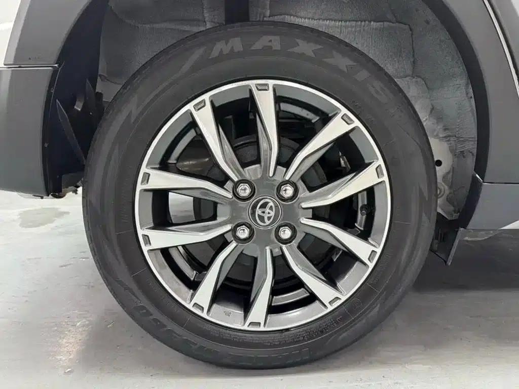 YARiS L 2022 Model YARiS X 1.5L CVT Luxury PLUS Edition — миниатюра 19