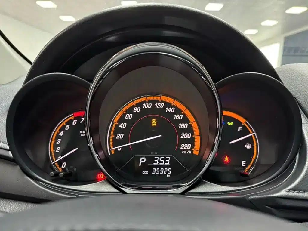 YARiS L 2022 Model YARiS X 1.5L CVT Luxury PLUS Edition — миниатюра 22