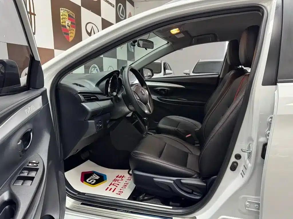 YARiS L 2022 Model YARiS X 1.5L CVT Luxury PLUS Edition — миниатюра 7