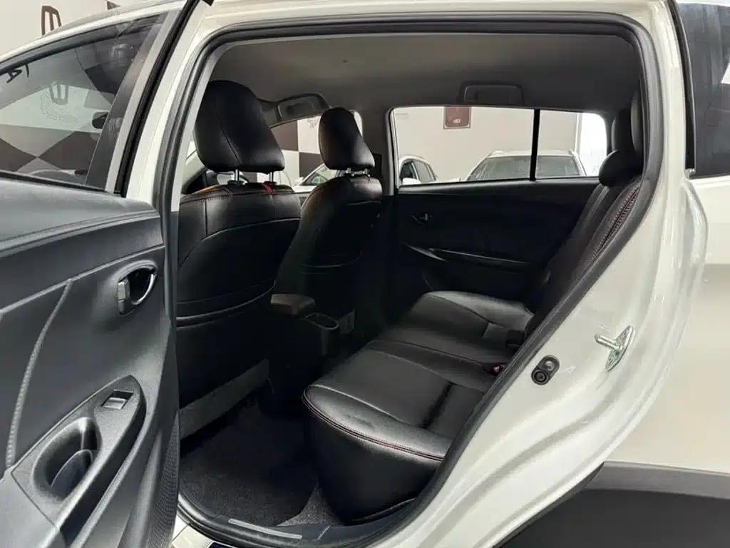 YARiS L 2022 Model YARiS X 1.5L CVT Luxury PLUS Edition — миниатюра 8