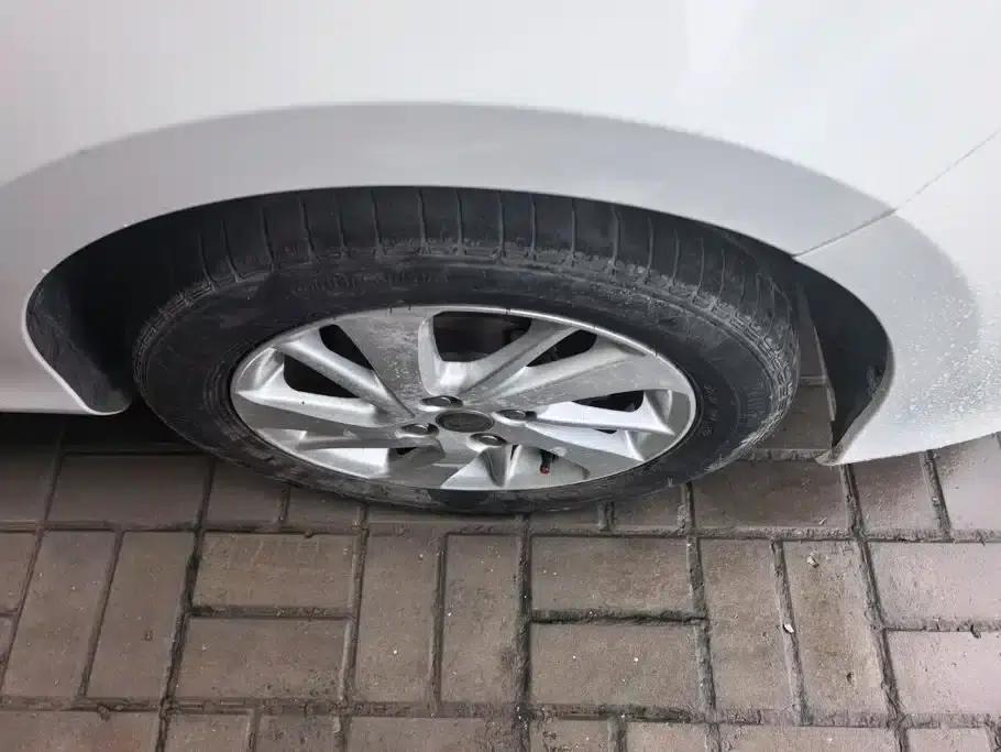 YARiS L Zhixuan 2016 Facelift 1.5E CVT Dynamic Edition — миниатюра 6