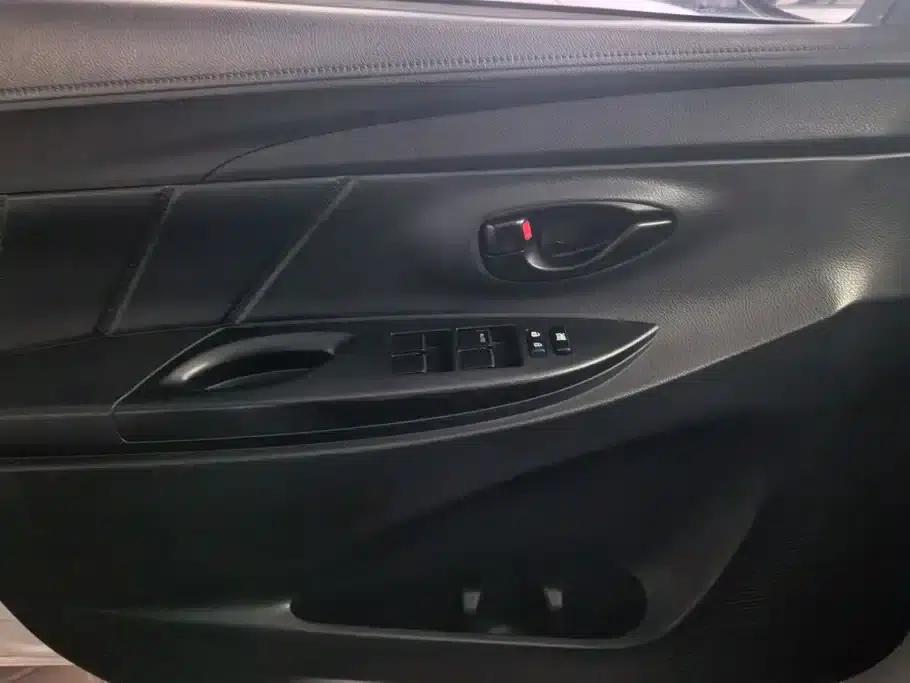 YARiS L Zhixuan 2016 Facelift 1.5E CVT Dynamic Edition — миниатюра 7