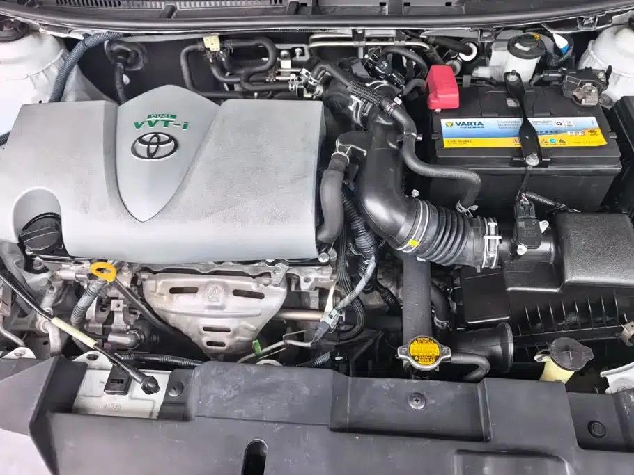 YARiS L Zhixuan 2016 Facelift 1.5E CVT Dynamic Edition — миниатюра 10