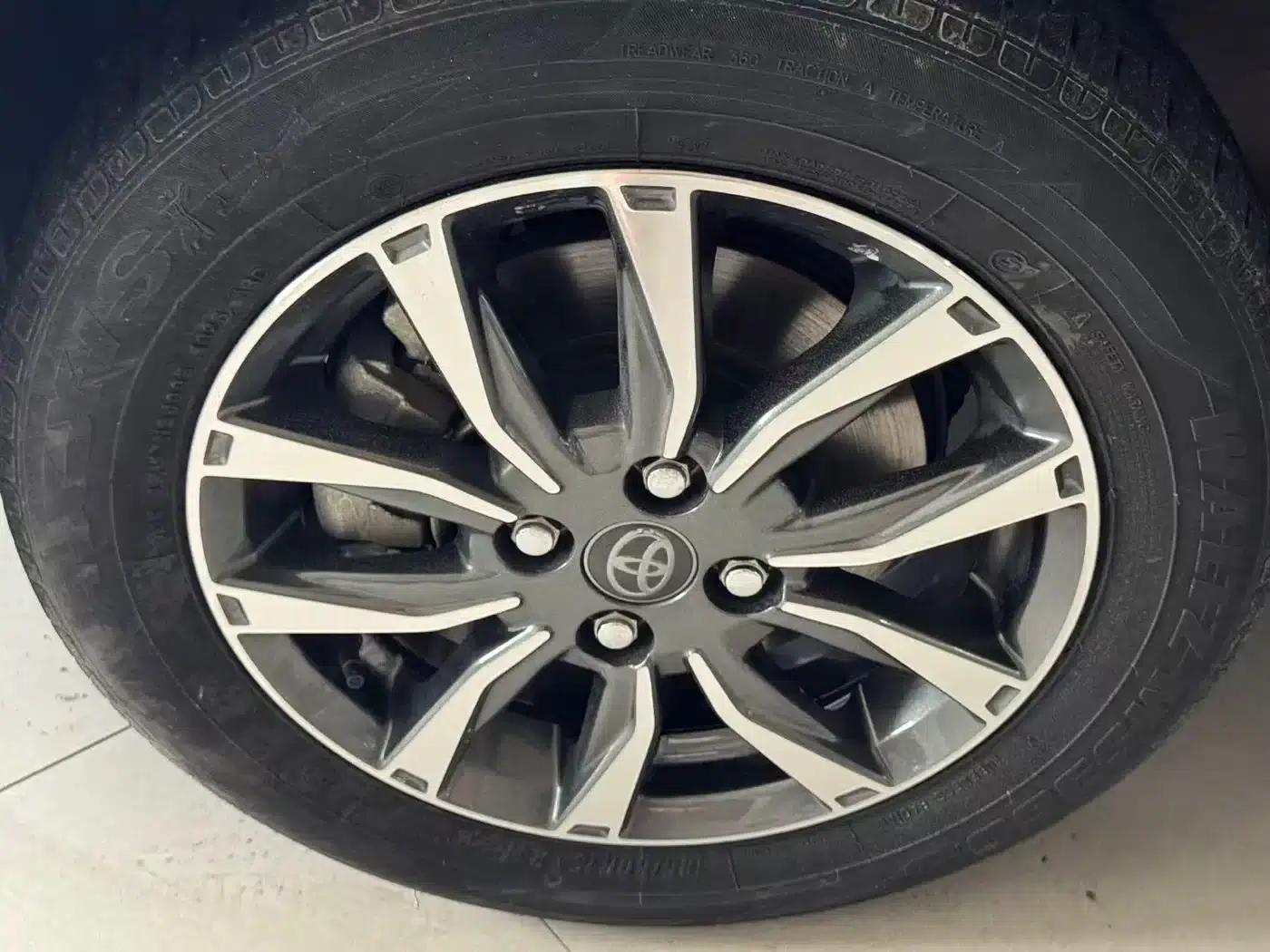 YARiS L Zhixuan 2021 1.5L CVT Luxury Edition — миниатюра 8