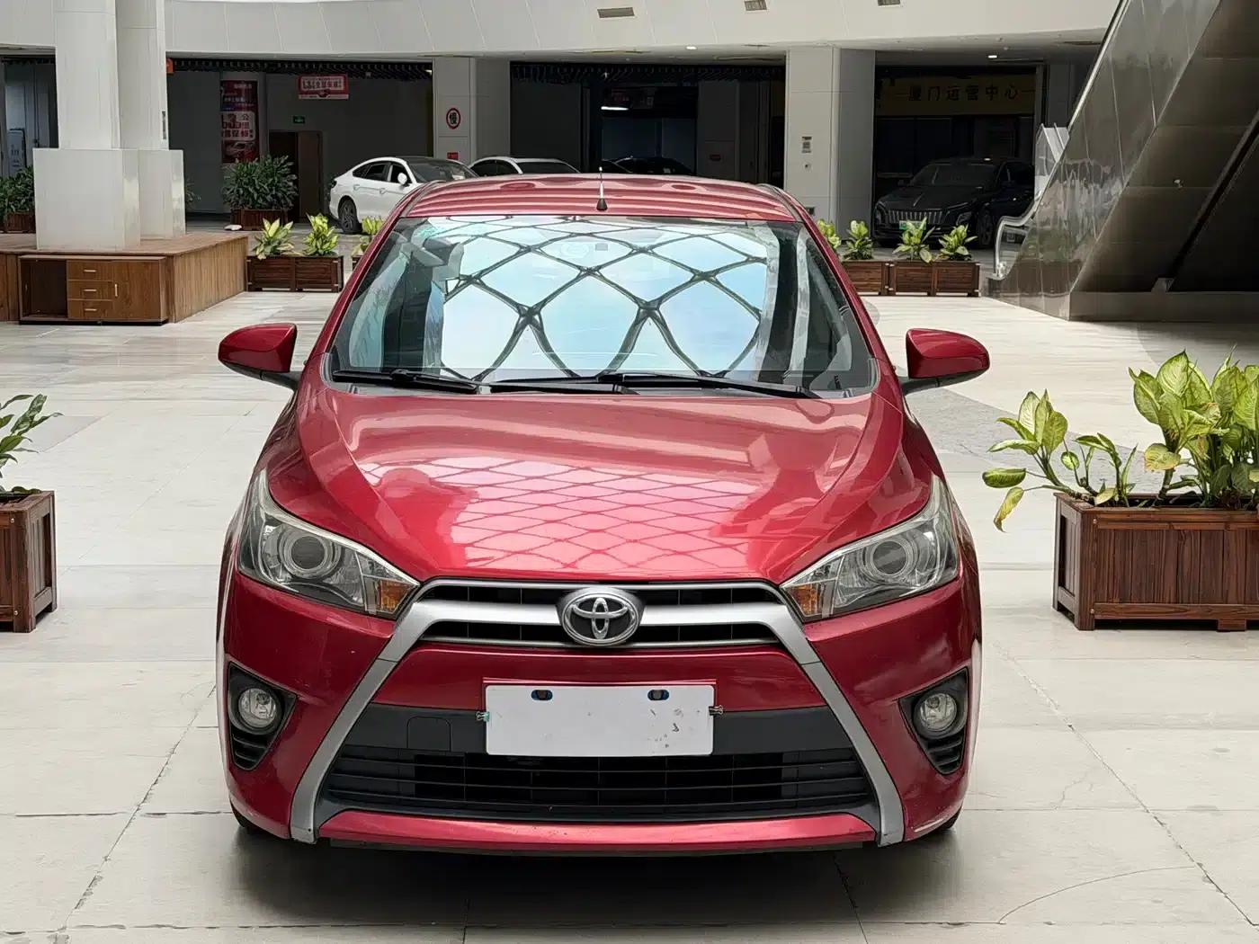 YARiS L Zhixuan 2014 1.5G Automatic Dynamic Edition — миниатюра 2