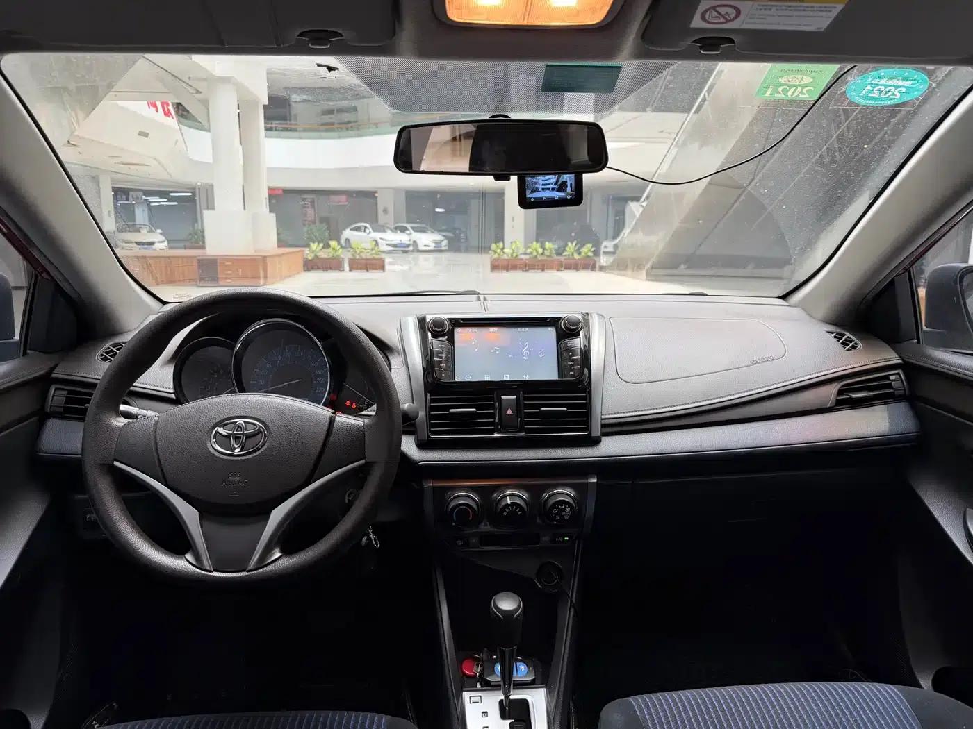 YARiS L Zhixuan 2014 1.5G Automatic Dynamic Edition — миниатюра 11