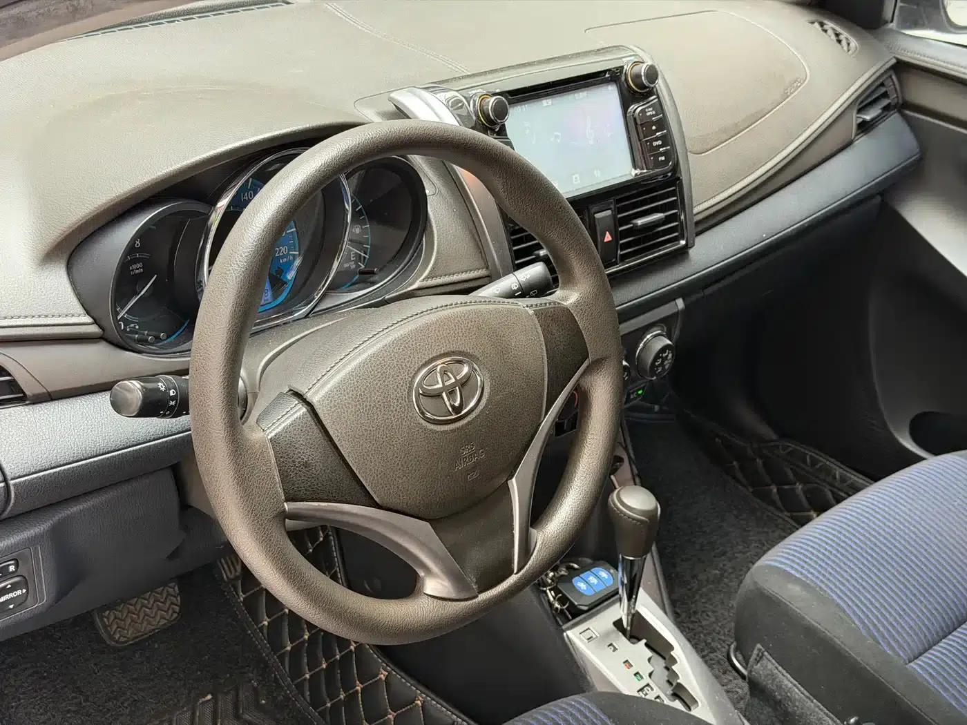 YARiS L Zhixuan 2014 1.5G Automatic Dynamic Edition — миниатюра 8
