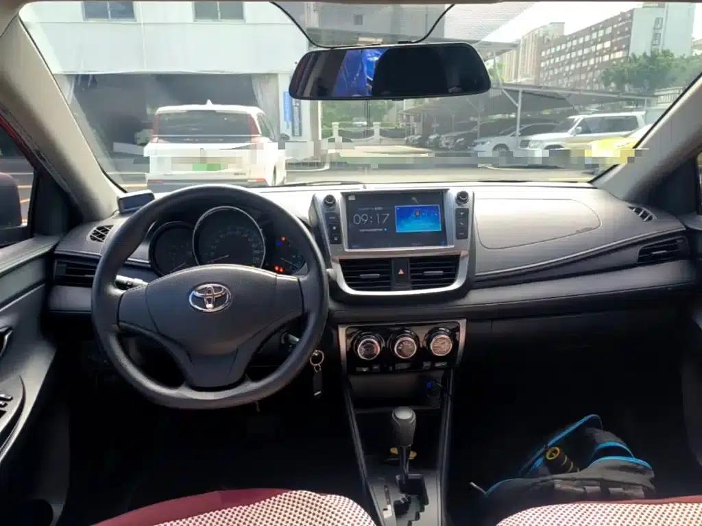 YARiS L Zhixuan 2016 Facelift 1.5E CVT Dynamic Edition — миниатюра 10