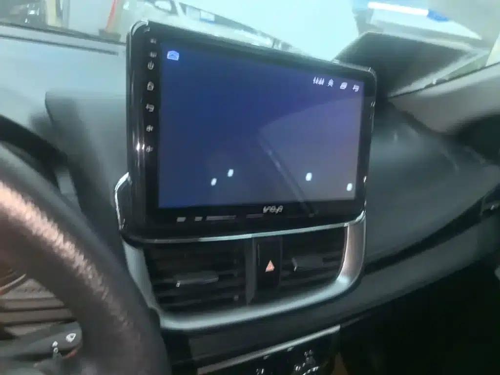 YARiS L 2020 Model YARiS X 1.5L CVT Luxury Edition — миниатюра 13