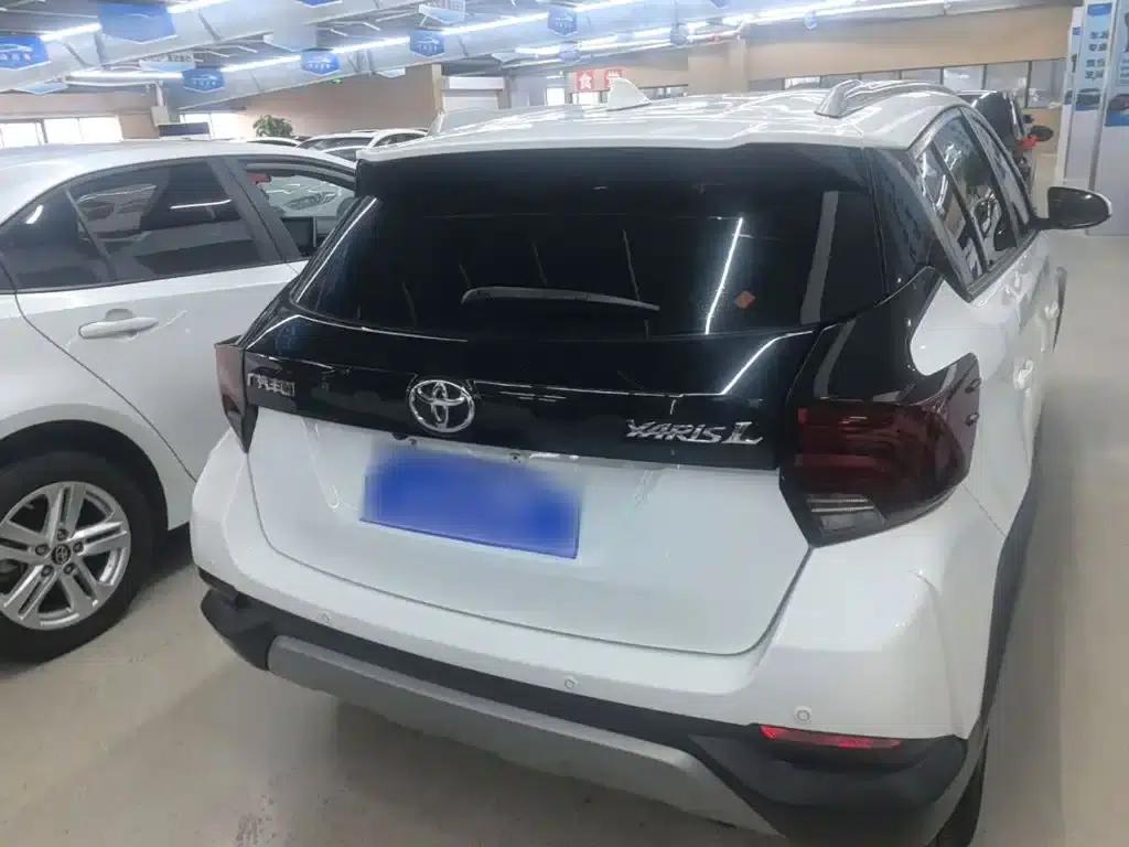 YARiS L 2020 Model YARiS X 1.5L CVT Luxury Edition — миниатюра 6