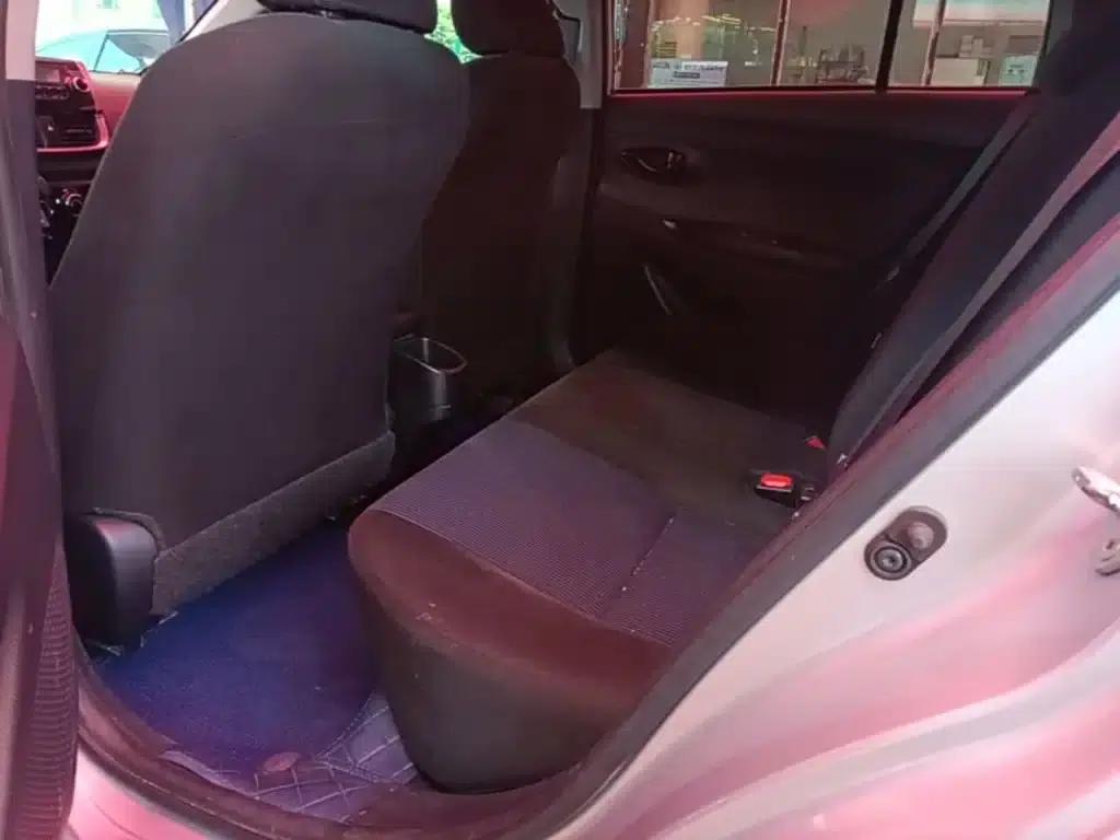 YARiS L Zhixuan 2016 Facelift 1.5E CVT Dynamic Edition — миниатюра 17
