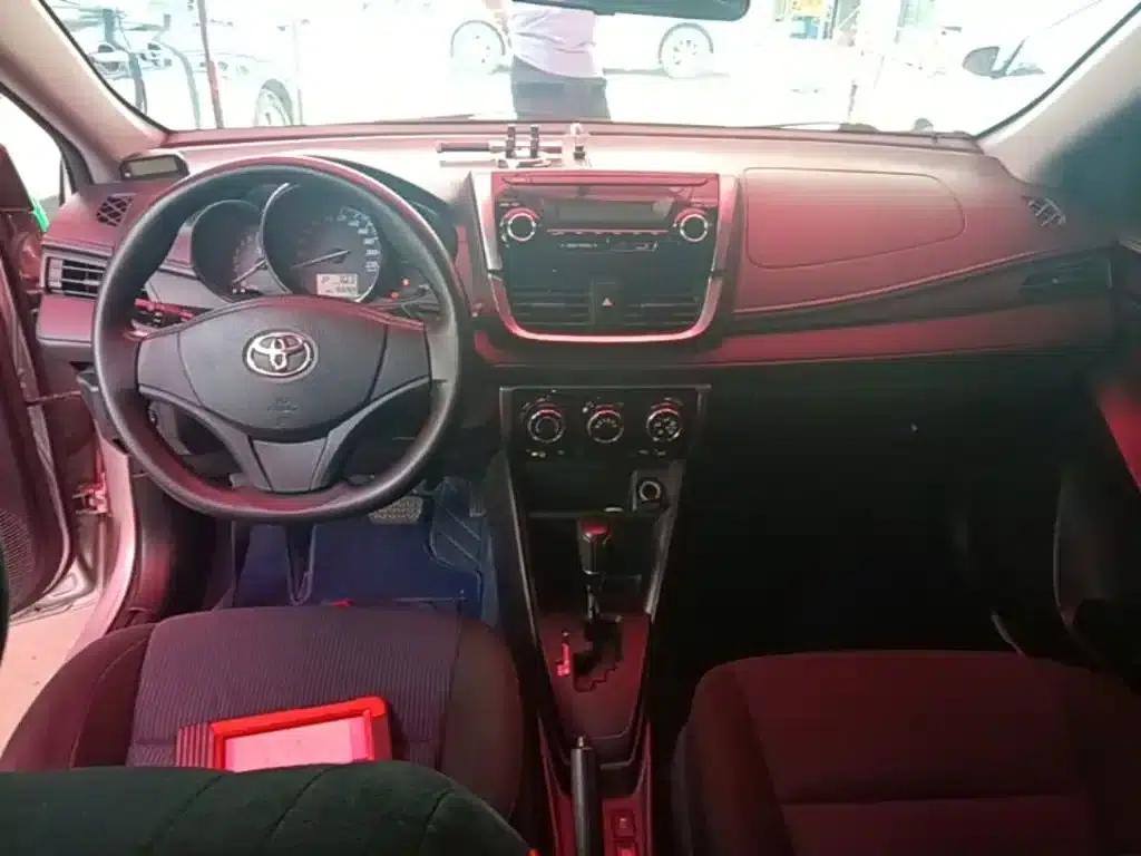 YARiS L Zhixuan 2016 Facelift 1.5E CVT Dynamic Edition — миниатюра 10