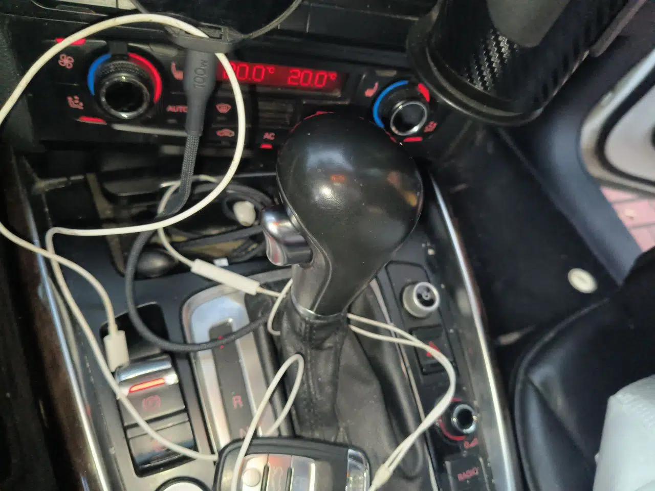 Audi Q5 2011 2.0TFSI Comfort Version — миниатюра 14