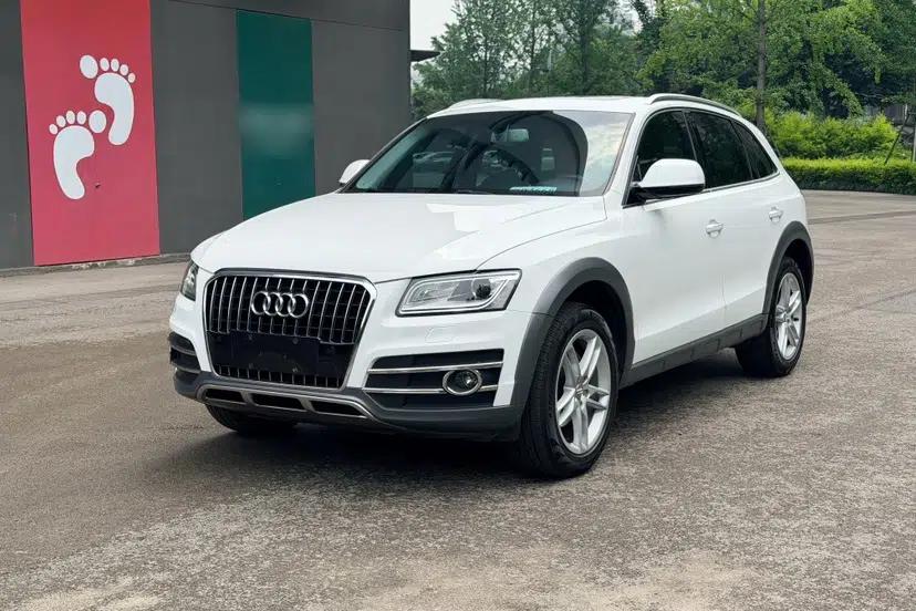 Audi Q5 2017 Plus 40 TFSI Technology Model — миниатюра 12