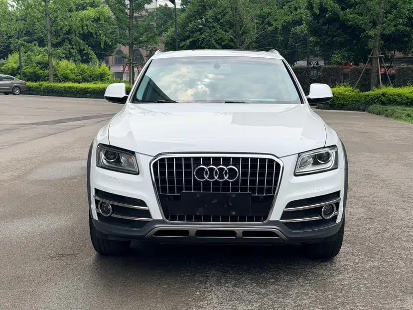 Audi Q5 2017 Plus 40 TFSI Technology Model — миниатюра 16