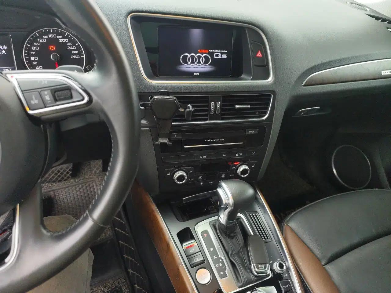 Audi Q5 2017 40 TFSI Comfort Model — миниатюра 13