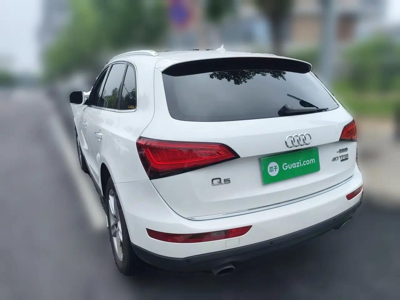 Audi Q5 2017 40 TFSI Comfort Model — миниатюра 4