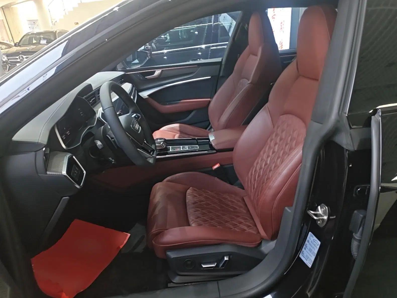 Audi A7L 2023 45 TFSI quattro S-line Black Warrior Edition — миниатюра 22
