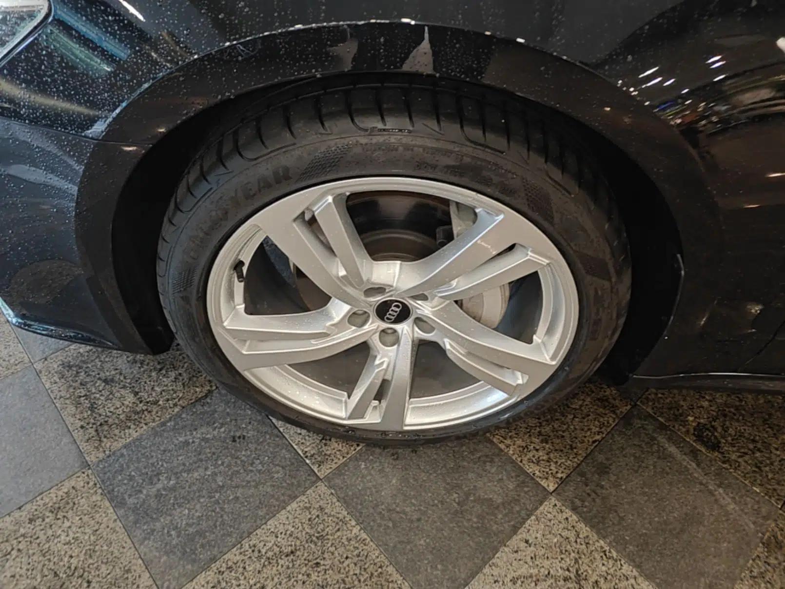 Audi A7L 2022 45 TFSI S-line Dream-Building Edition — миниатюра 10