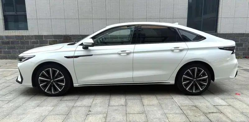 Chery Arrizo 8 2023 High-Performance Edition 2.0T DCT — миниатюра 4
