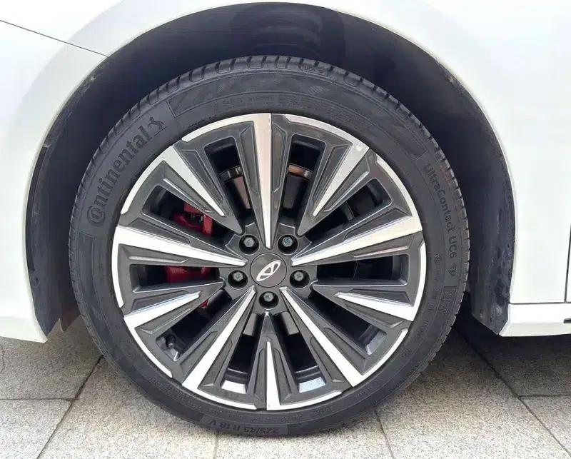 Chery Arrizo 8 2023 High-Performance Edition 2.0T DCT — миниатюра 8