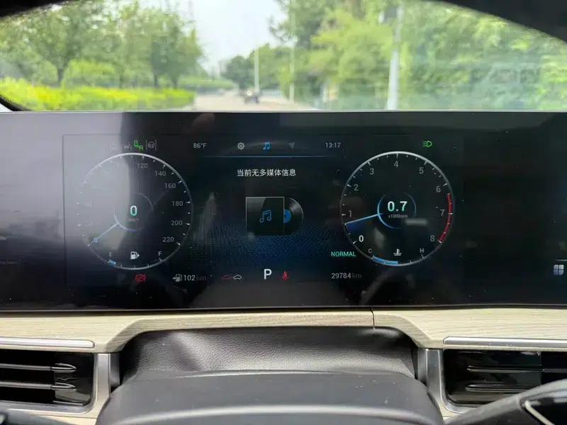 Chery Arrizo 8 2022 1.6TGDI DCT Premium — миниатюра 10