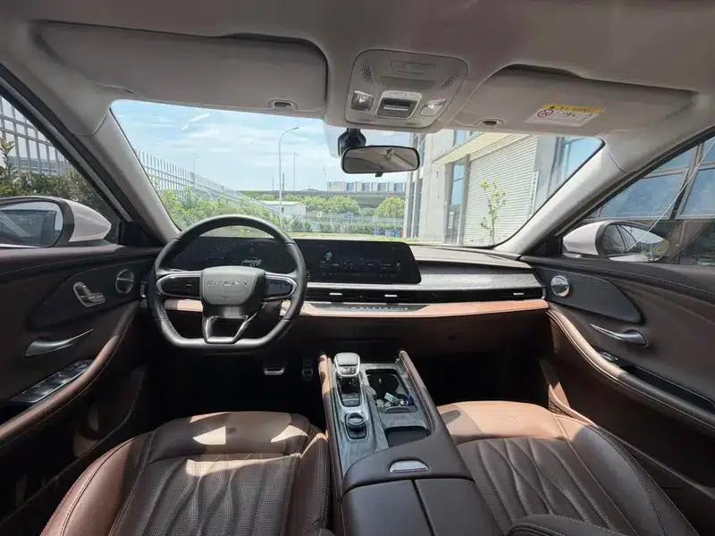 Chery Arrizo 8 2023 High-Performance Edition 2.0T DCT — миниатюра 7