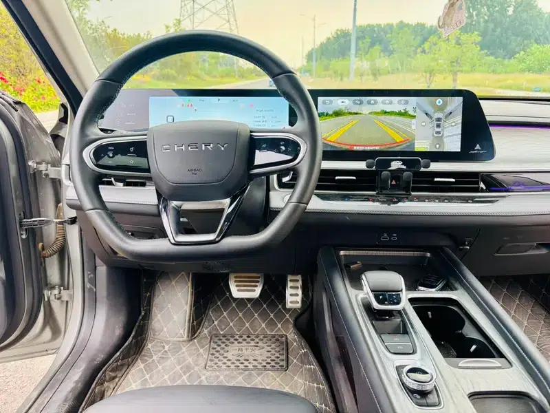 Chery Arrizo 8 2024 High-Performance Edition 2.0T DCT — миниатюра 6
