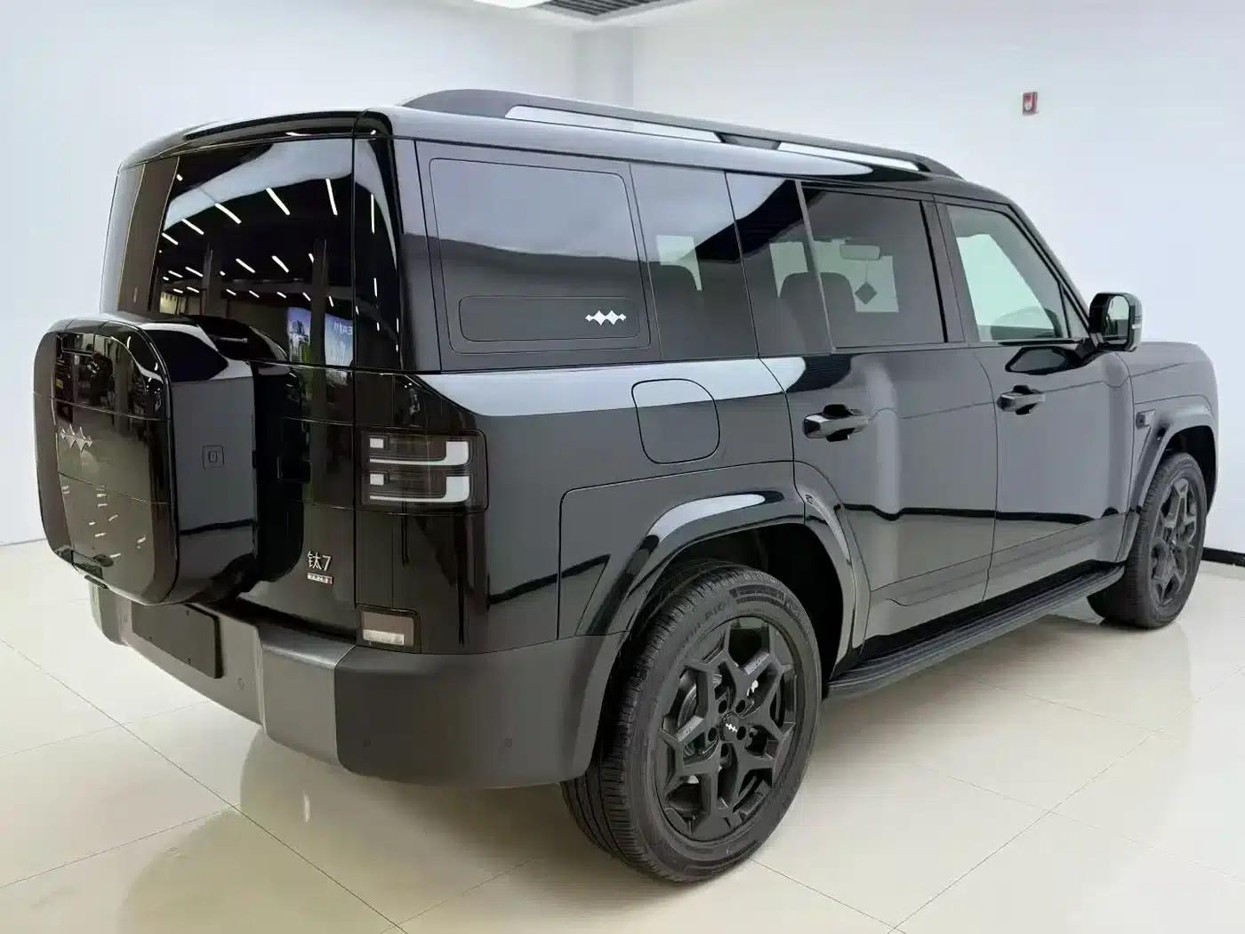 Titanium 7 2025 Model 190KM 4WD Ultra Edition — миниатюра 9