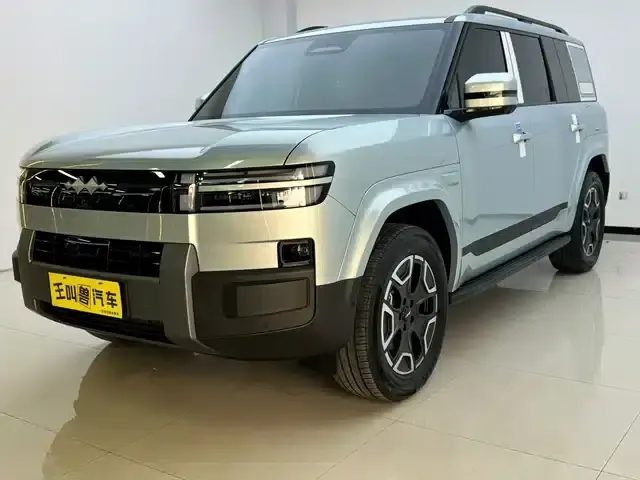 Titanium 7 2025 190KM AWD Max Edition
