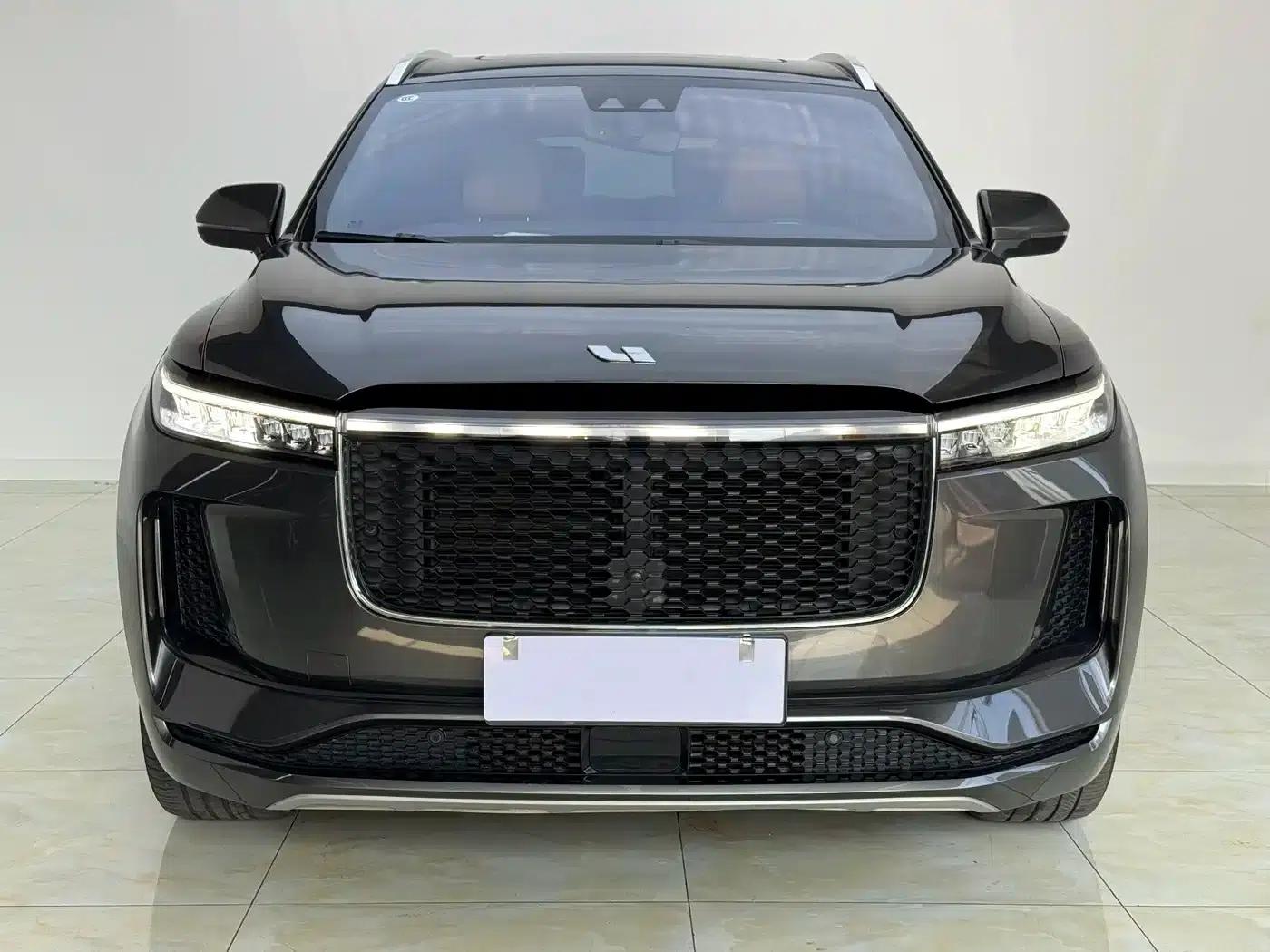 Titanium 7 2025 Model 190KM 4WD Ultra Edition — миниатюра 2