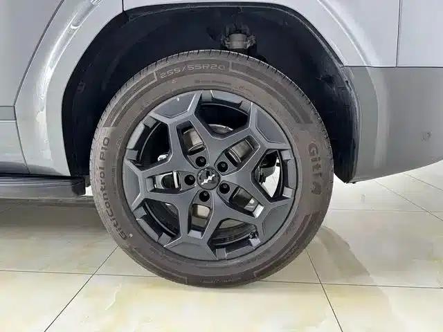 Titanium 7 2025 Model 190KM 4WD Ultra Edition — миниатюра 16