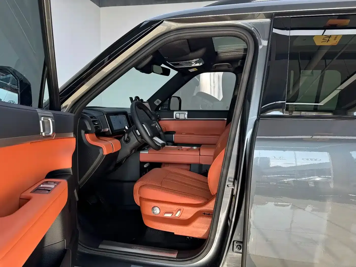 Titanium 7 2025 Model 190KM 4WD Ultra Edition — миниатюра 5