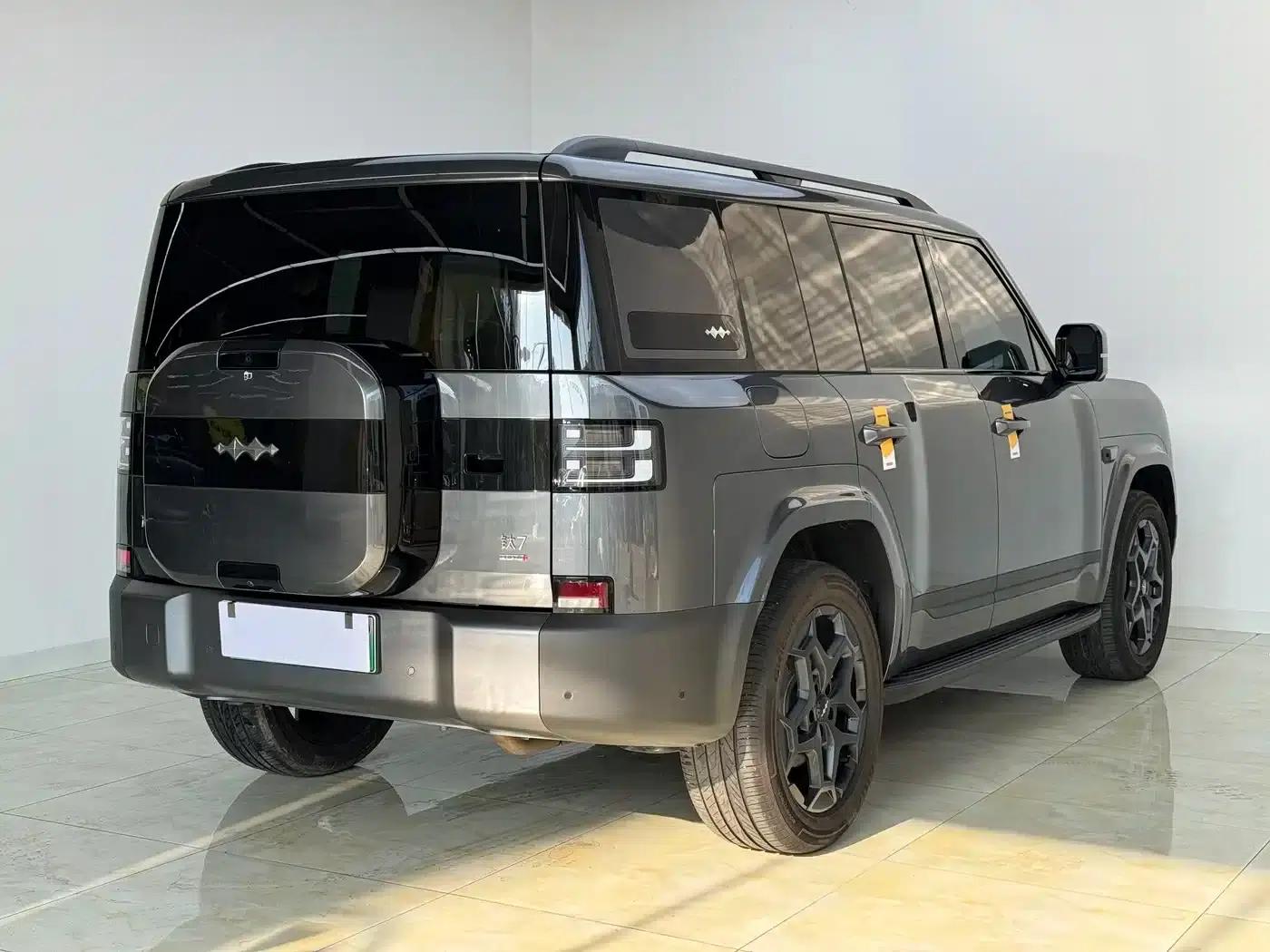 Titanium 7 2025 Model 190KM 4WD Ultra Edition — миниатюра 7