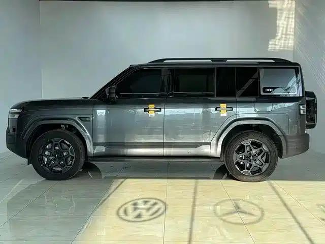 Titanium 7 2025 Model 190KM 4WD Ultra Edition — миниатюра 10