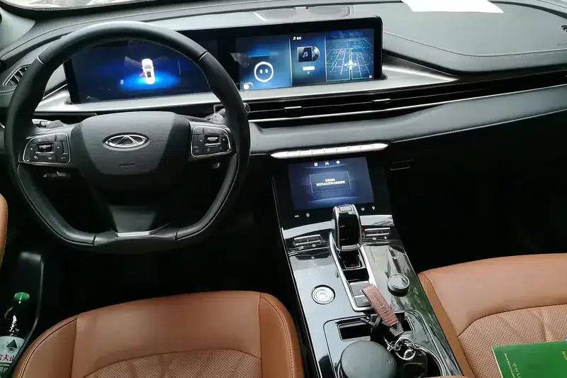 Chery Tiggo 8 PLUS 2022 290TGDI DCT Luxury Edition+ — миниатюра 12